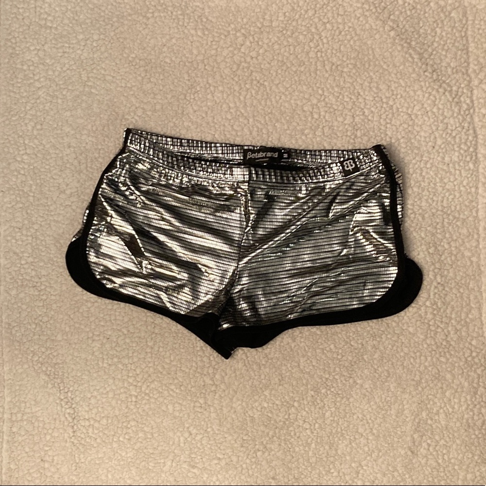 DISCO SHORT SHORTS!